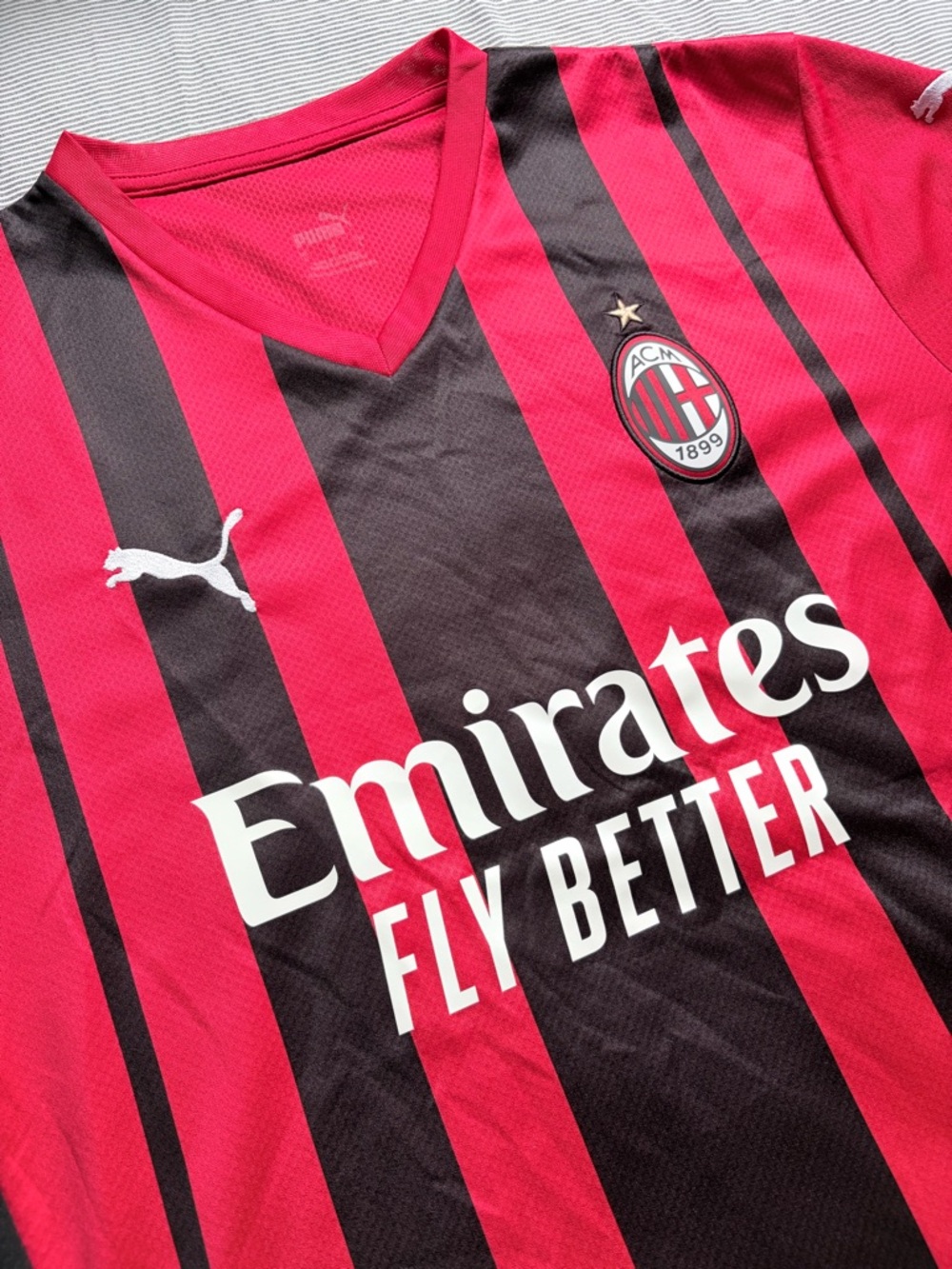 AC Milan 2021/22 Puma Home Jersey - Picture 2 of 10